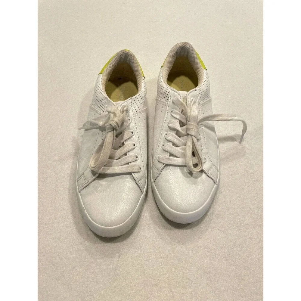 Nautica Women's Size 8 Esmae Low‎ Top Lace-Up Sneakers Faux Leather White/Lime